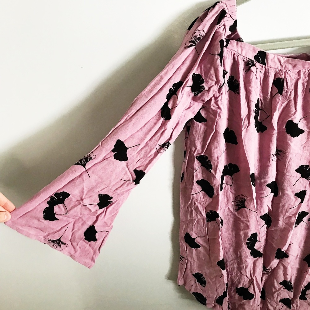 5/$25 Patterned Off-the-Shoulder Tunic Top